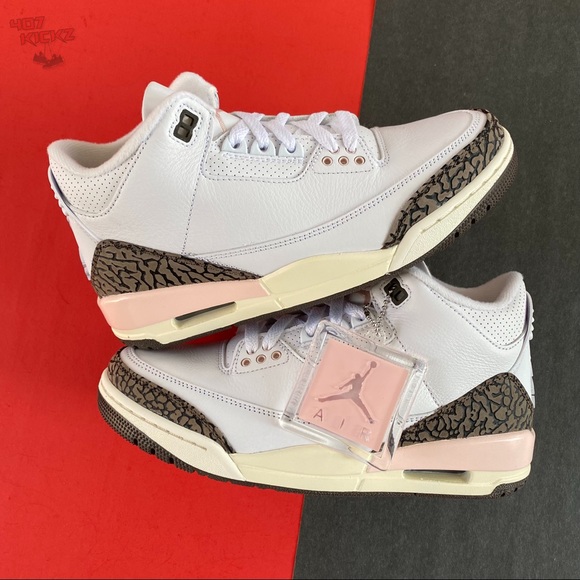 Women’s Air Jordan 3 Retro Neapolitan 🍦